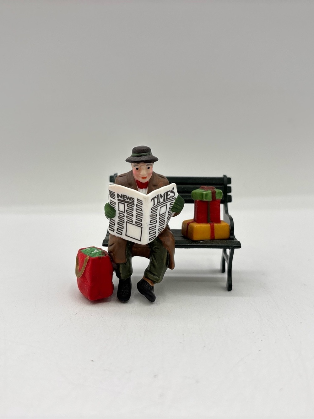 Department 56 1990 Vintage Heritage Village Rest Ye Merry Gentleman 55409 Retire